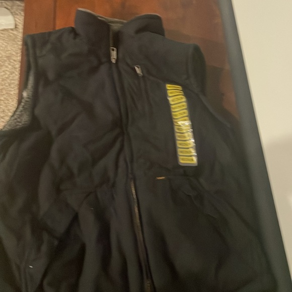 Cold weather vest - Picture 2 of 4